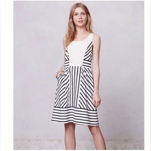 Navy and White Striped Anthro Maeve Chessia Crochet Dress Size 4 EUC